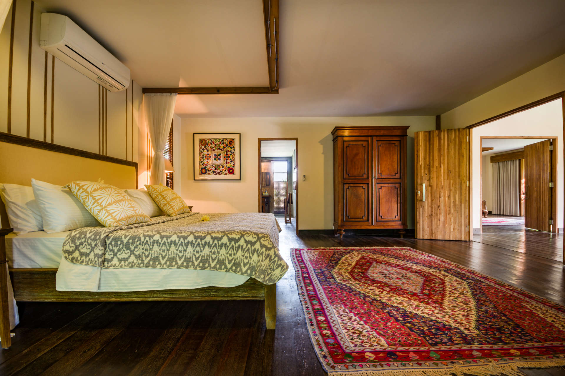 5 Star Villa in Bali, Minutes from the Beach, Bali Villa 2083