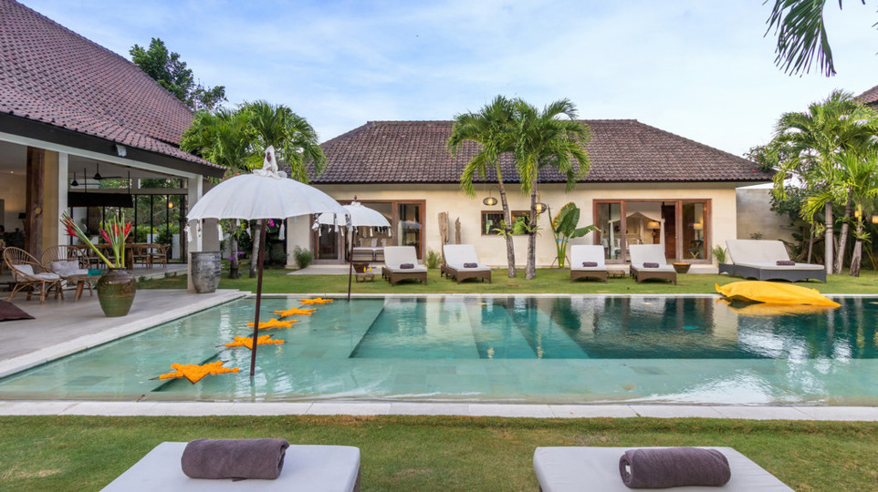 5 Star Villa for Rent in Bali, Bali Villa 2084