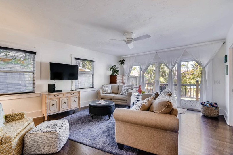 Perfect Holiday Villa Minutes from the Beach, West Palm Beach Villa 1876