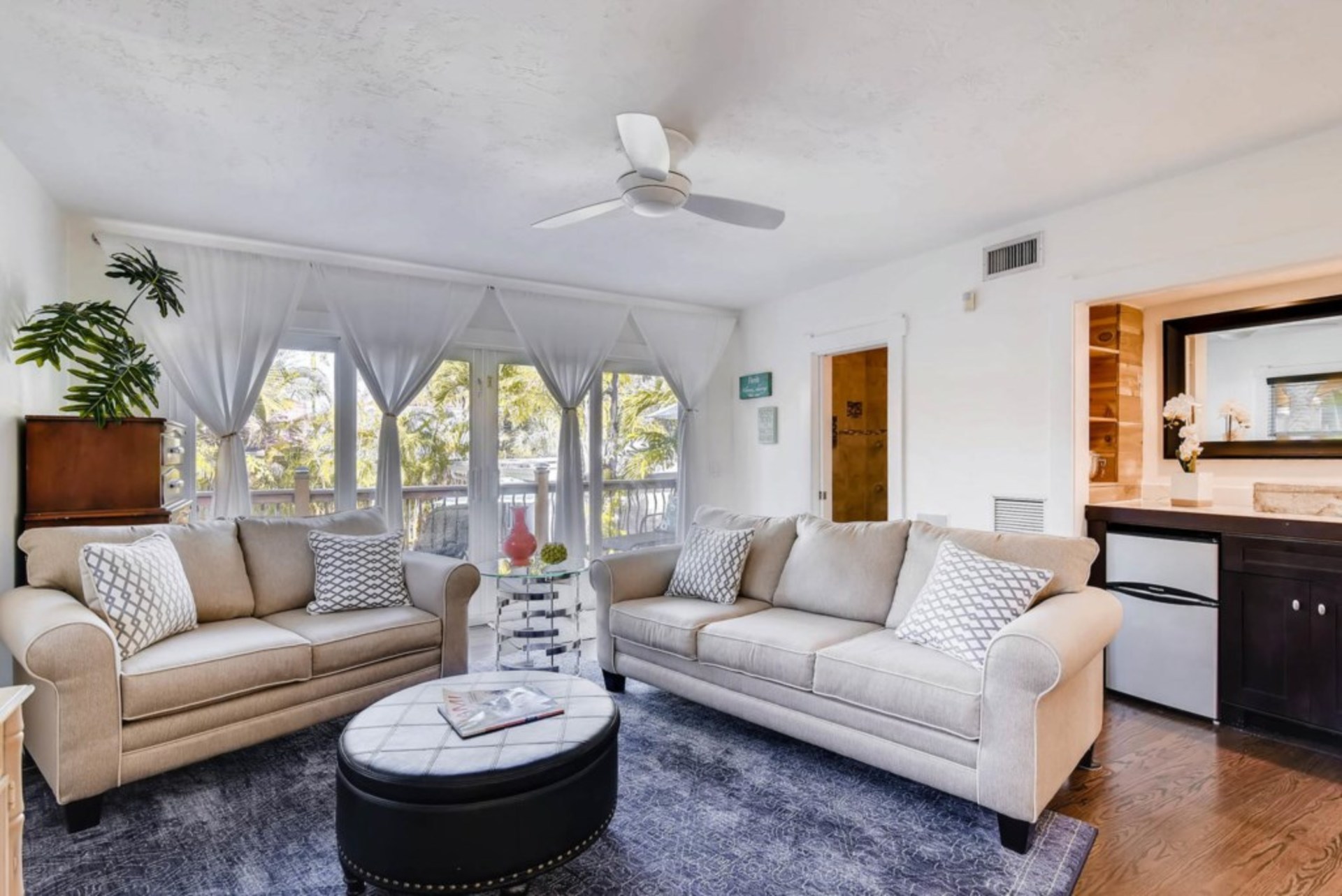 Perfect Holiday Villa Minutes from the Beach, West Palm Beach Villa 1876