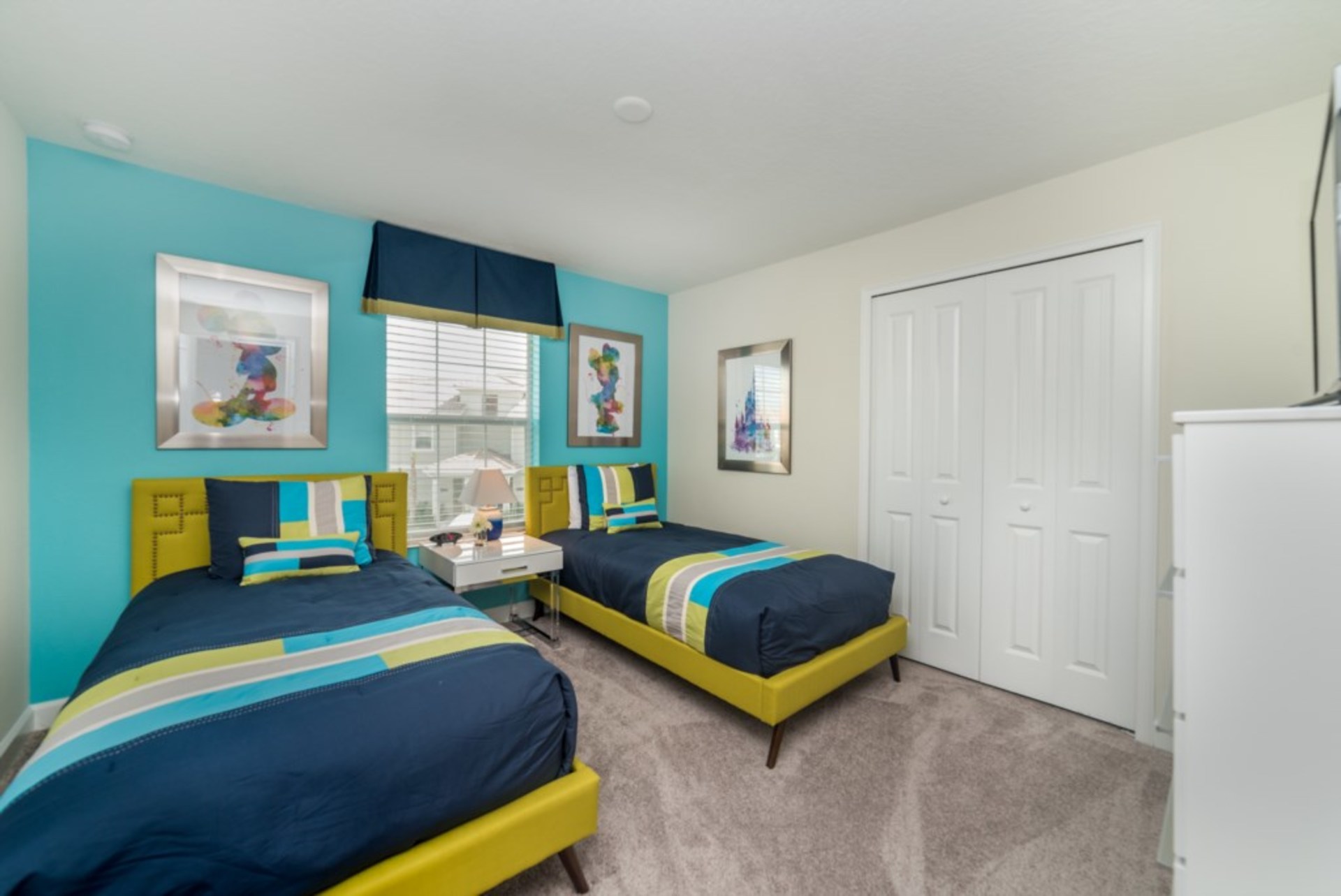 You and Your Family will Love this 5 Star Home with Private Pool on Storey Lake Resort, Townhome Orlando 6414
