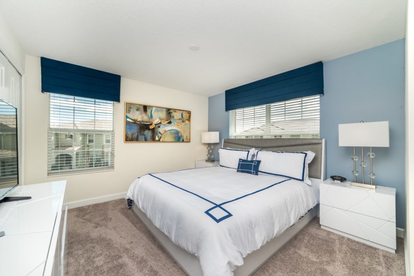 You and Your Family will Love this 5 Star Home with Private Pool on Storey Lake Resort, Townhome Orlando 6414