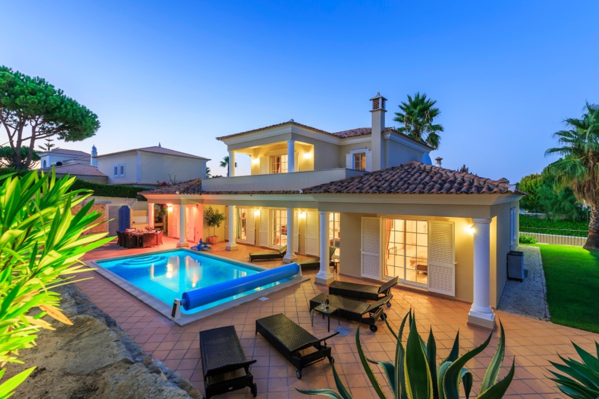 5 Star Villa Almond - Exclusive Pool & Entertainment