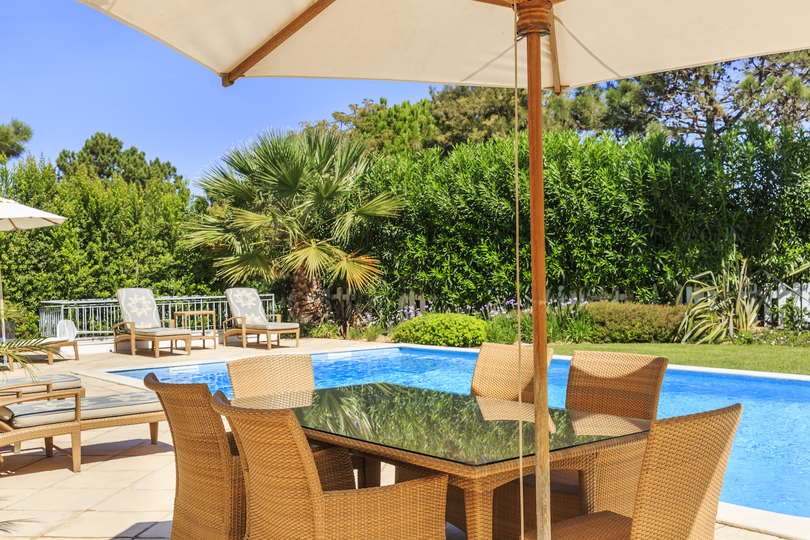 5 Star Villa Cyclamen – Luxury Pools & Spa