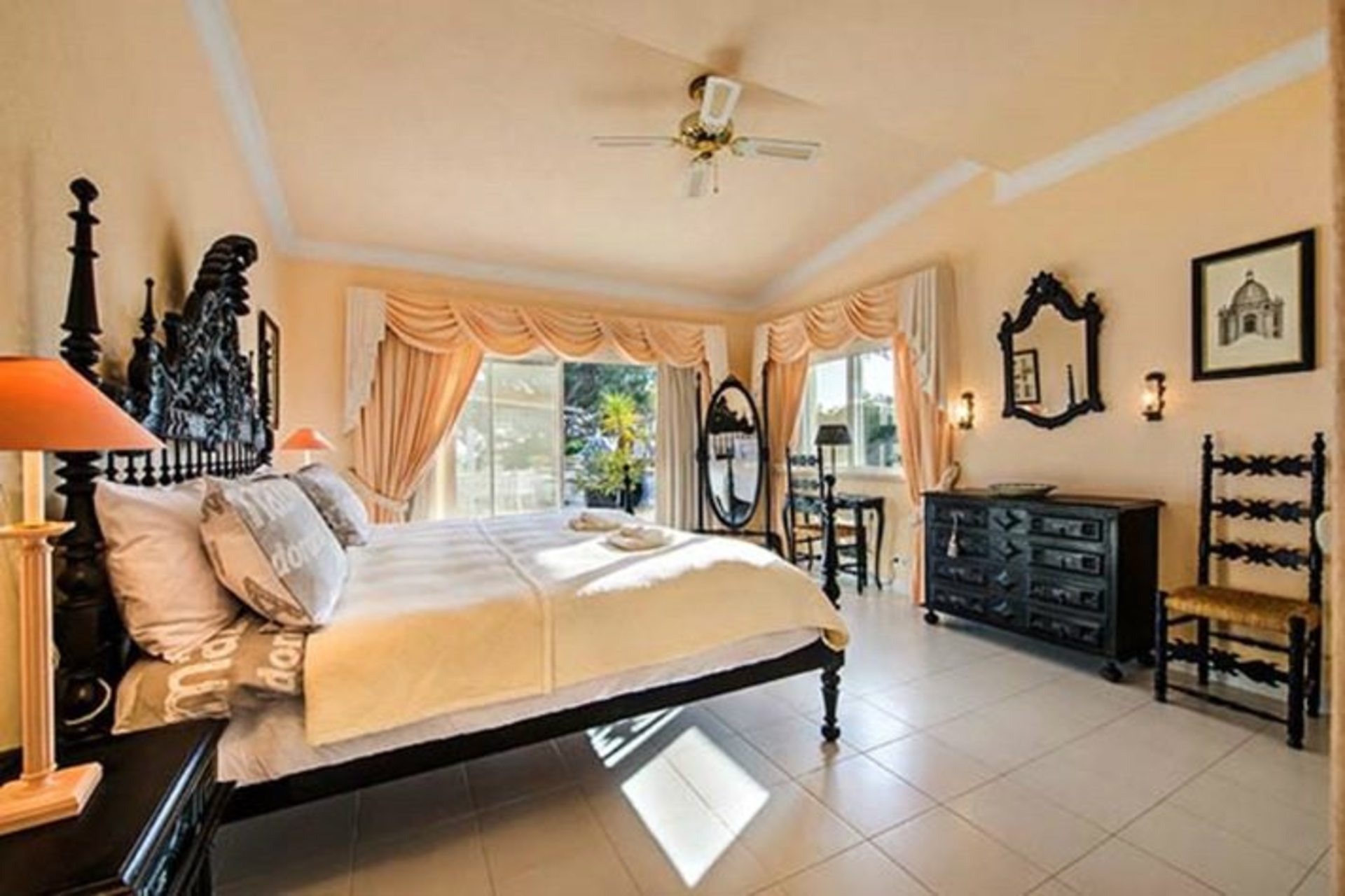 5 Star Villa Myosotis – Timeless Algarve Retreat