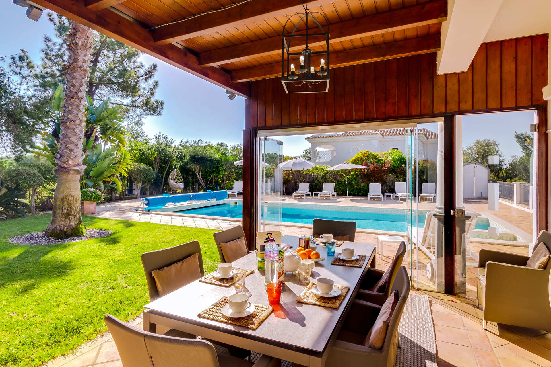 5 Star Villa Hibiscus - Quinta Verde Retreat