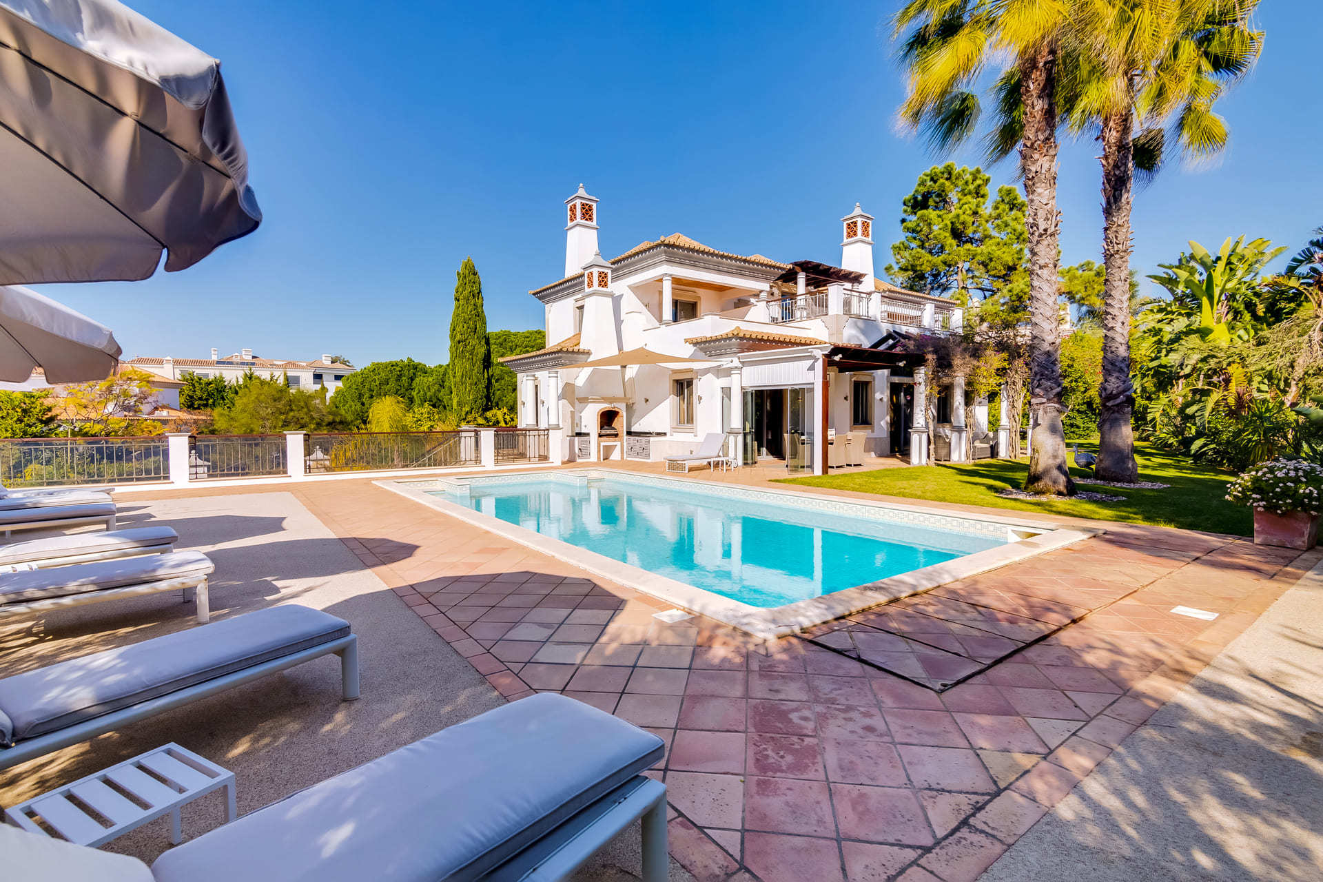 5 Star Villa Hibiscus - Quinta Verde Retreat