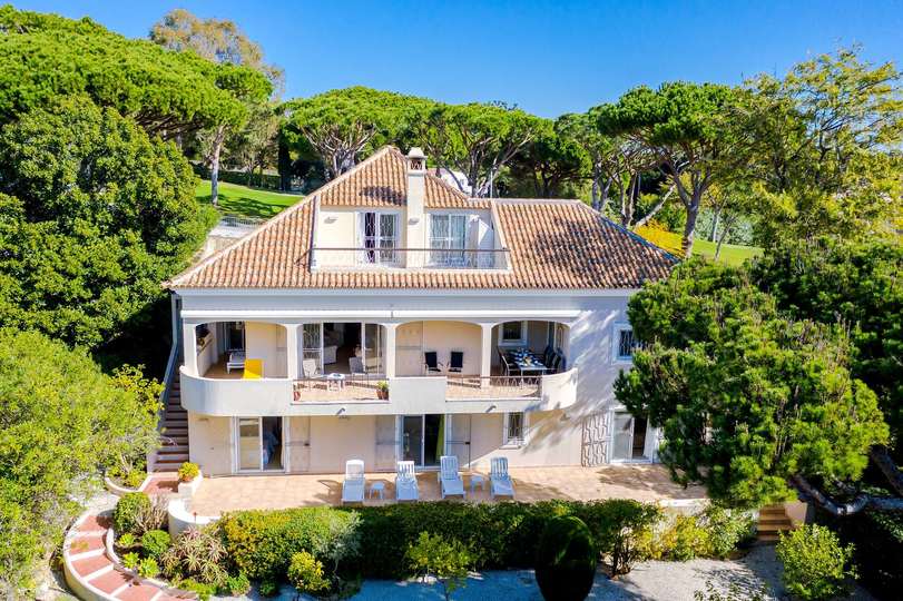 5 Star Villa Amari - Heatable Pool & Private Garden, Quinta do Lago, Portugal
