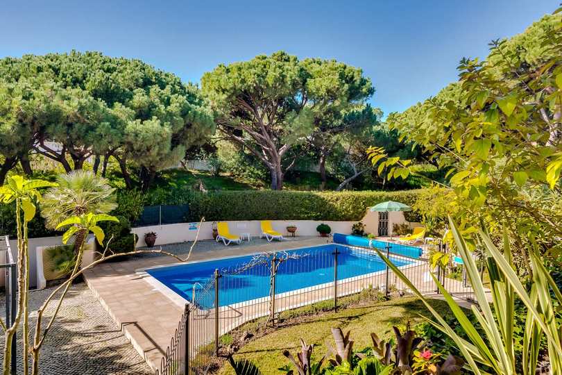 5 Star Villa Amari - Heatable Pool & Private Garden