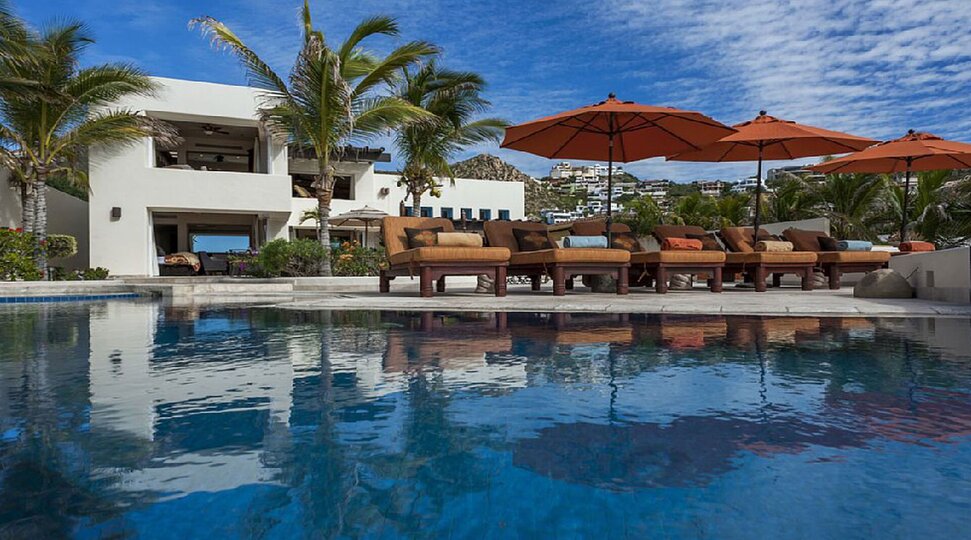 Private Pool & Steps to Paradise, Cabo San Lucas Mansion 1002