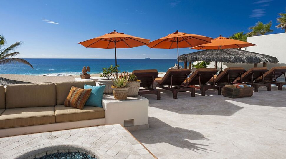 Private Pool & Steps to Paradise, Cabo San Lucas Mansion 1002