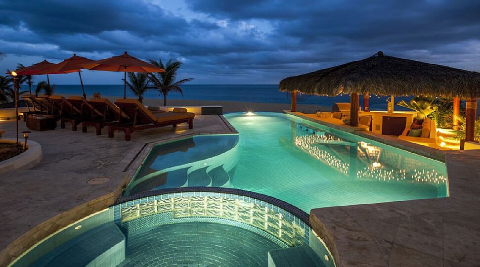 Private Pool & Steps to Paradise, Cabo San Lucas Mansion 1002