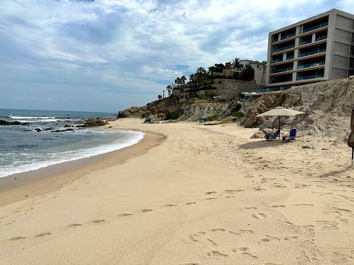 Luxury 5-Star Villa in San José: Pool & Beach Bliss!