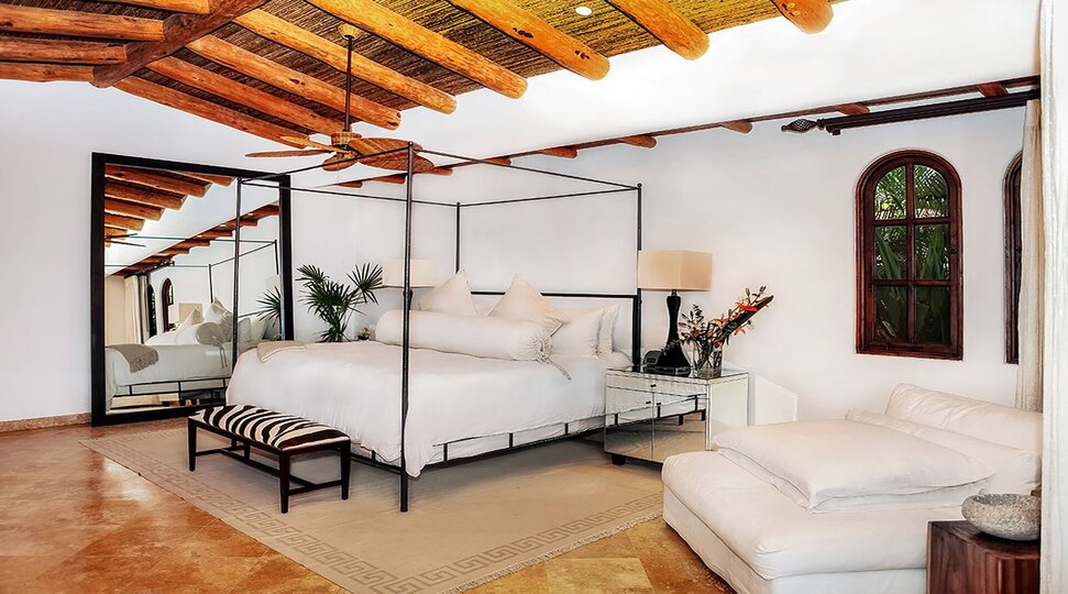 Exclusive Beachfront Villa with Private Pool Awaits You