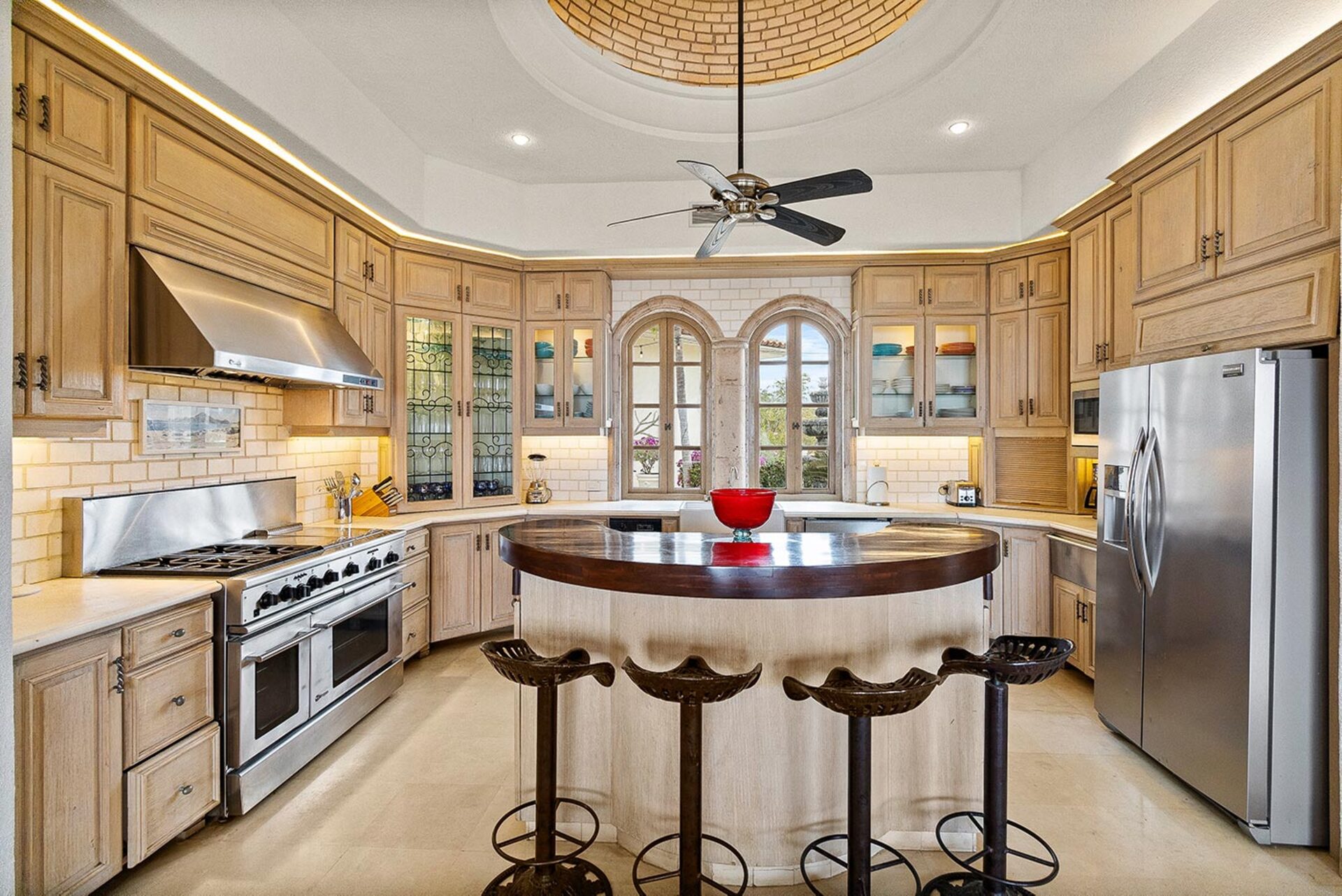 Luxury Villa in Cabo San Lucas Awaits You, Cabo San Lucas Villa 1039