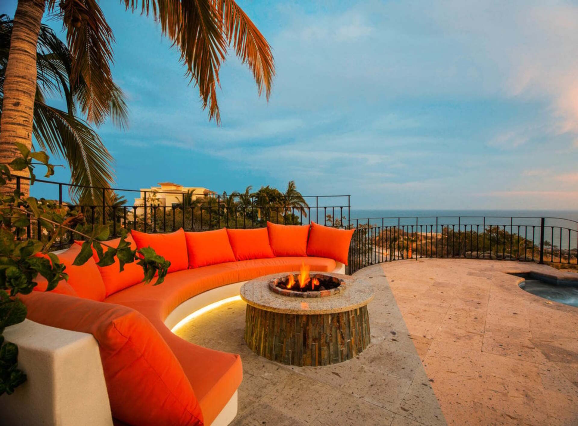 Ultimate Luxury Awaits, Cabo San Lucas Mansion 1040