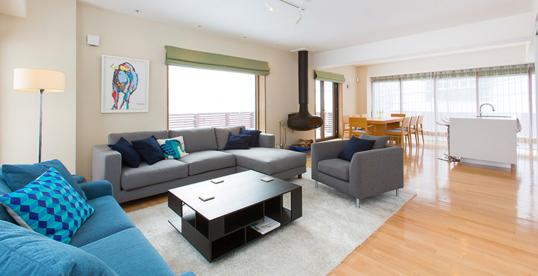 Luxury 4 Bed Ski Chalet in Hirafu, Niseko Chalet 1006
