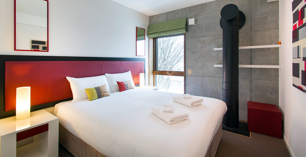 Luxury 4 Bed Ski Chalet in Hirafu, Niseko Chalet 1006