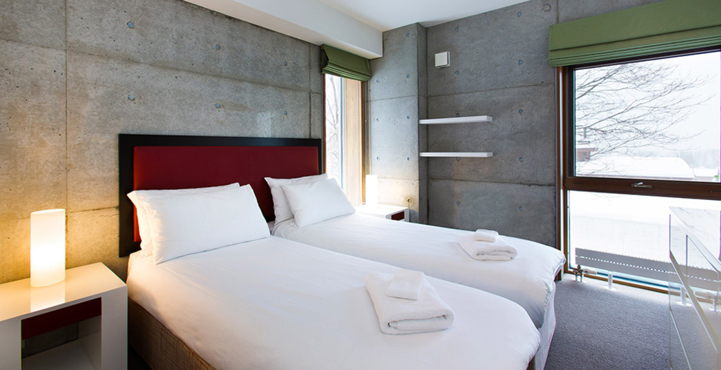 Luxury 4 Bed Ski Chalet in Hirafu, Niseko Chalet 1006