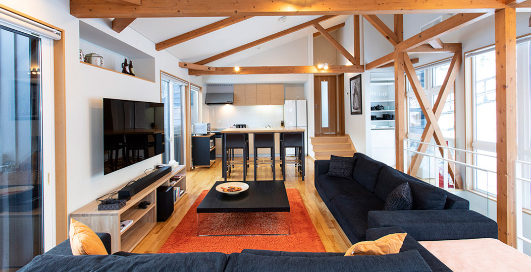 Luxury 2 Bed Ski Chalet with Hot tub, Niseko Chalet 1007, Niseko, Japan