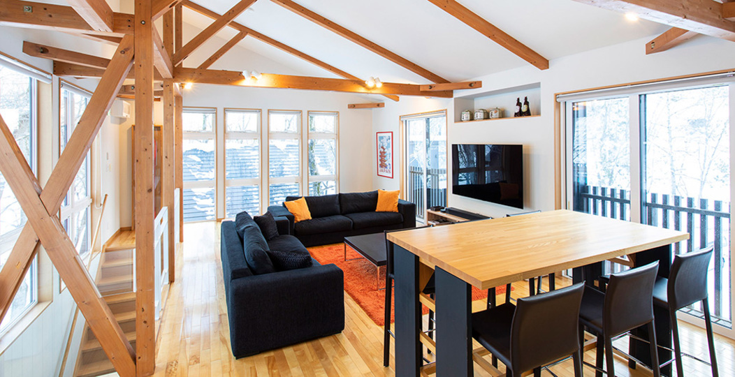 Luxury 2 Bed Ski Chalet with Hot tub, Niseko Chalet 1007