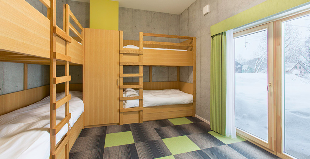 Luxury 4 Bed Holiday Chalet in Hirafu, Niseko Chalet 1010
