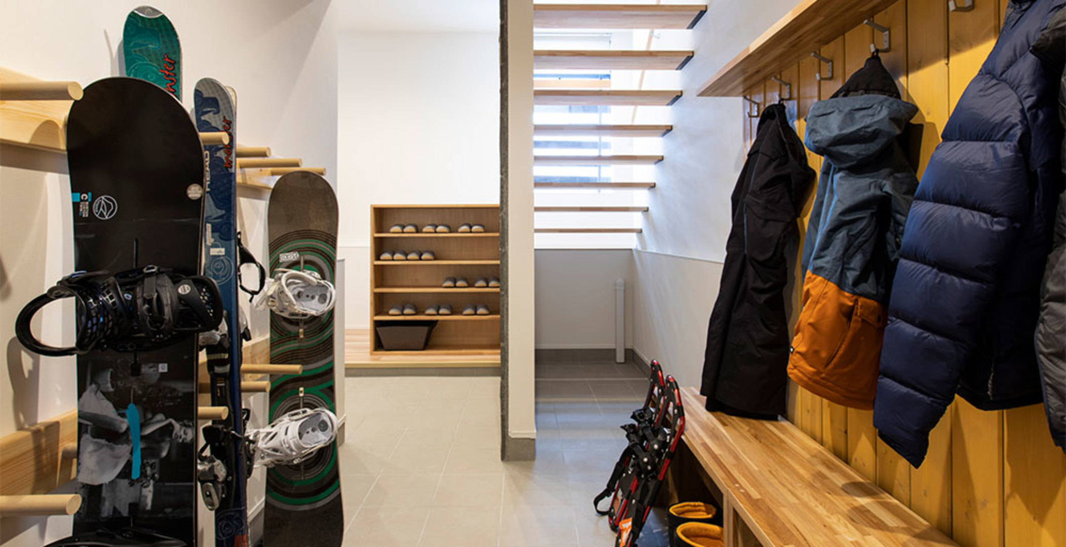 Luxury 4 Bed Ski Chalet minutes from the Ski Fields, Niseko Chalet 1011