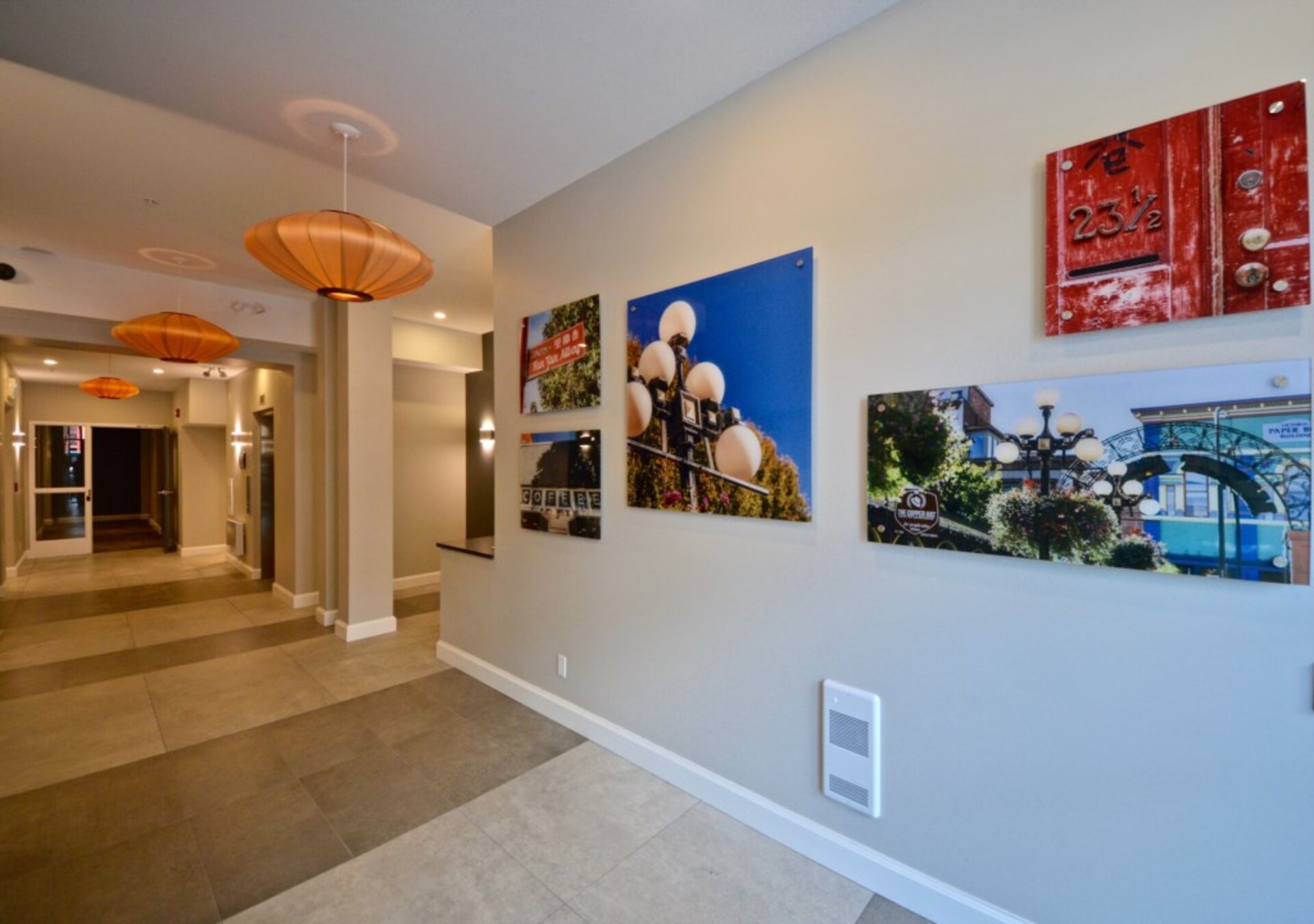 Beautiful 5 Star Apartment minutes from City Centre, Vancouver Island Apartment 1001