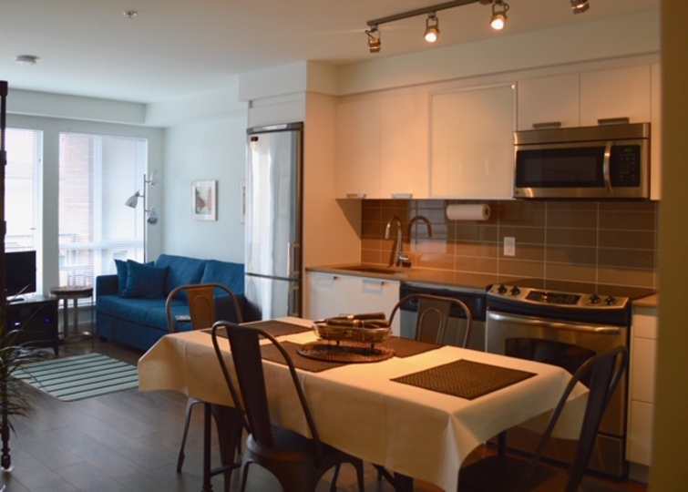 Rent this Luxury Apartment in a Prime Locations, Vancouver Island Apartment 1008
