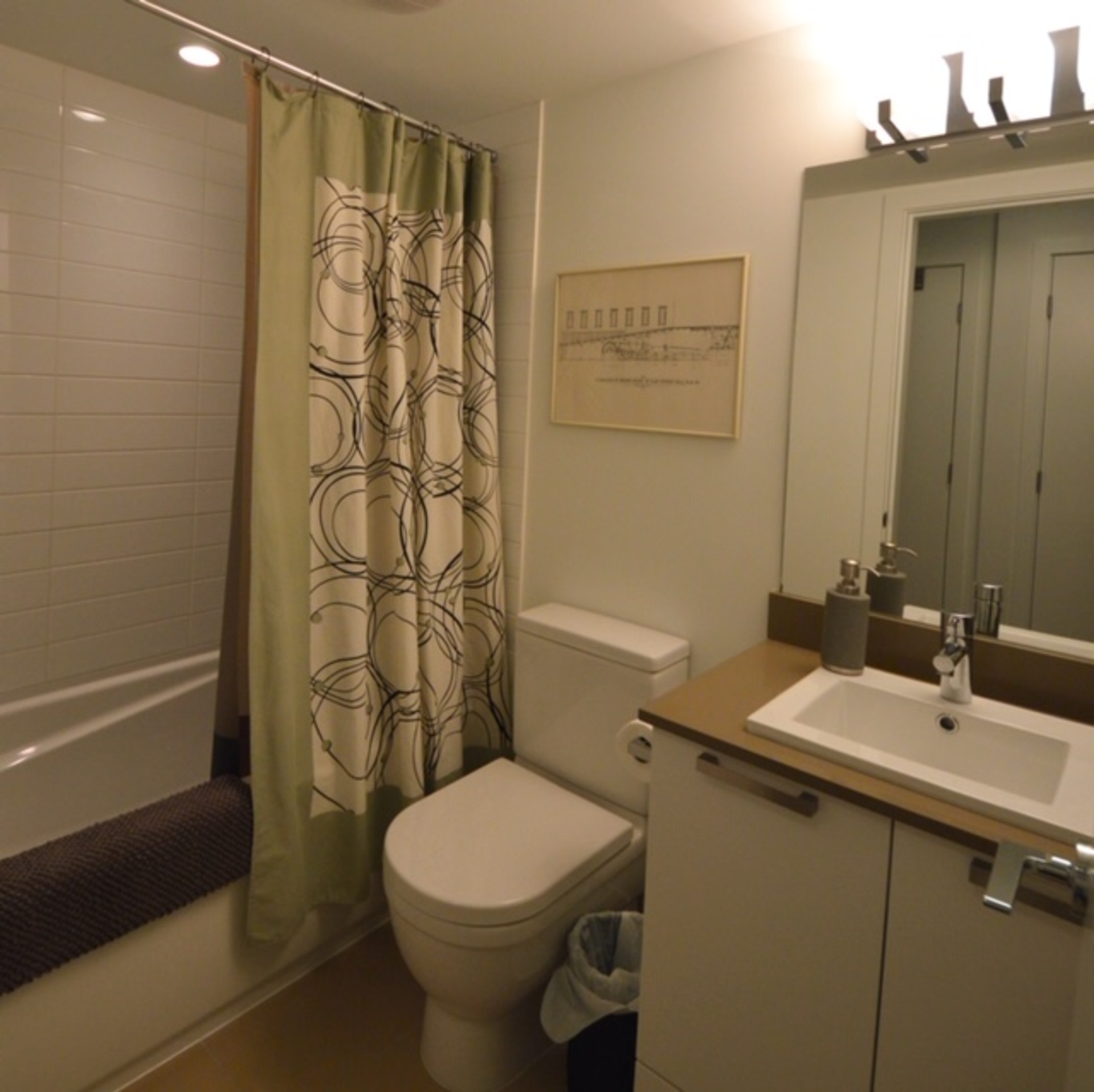 Rent this Luxury Apartment in a Prime Locations, Vancouver Island Apartment 1008
