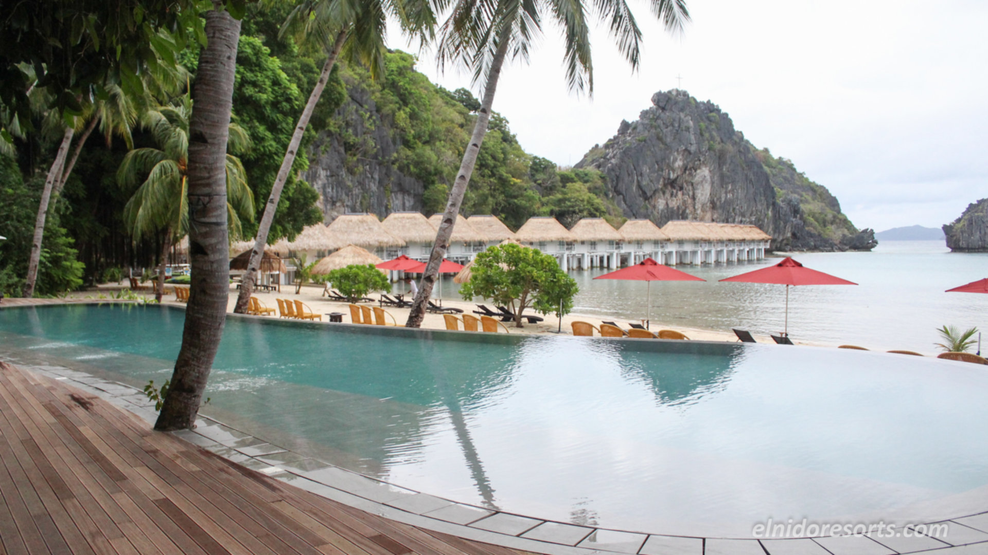 5 Star Exclusive Water Cottage on Apulit Island Resort, El Nido Cottage 1001
