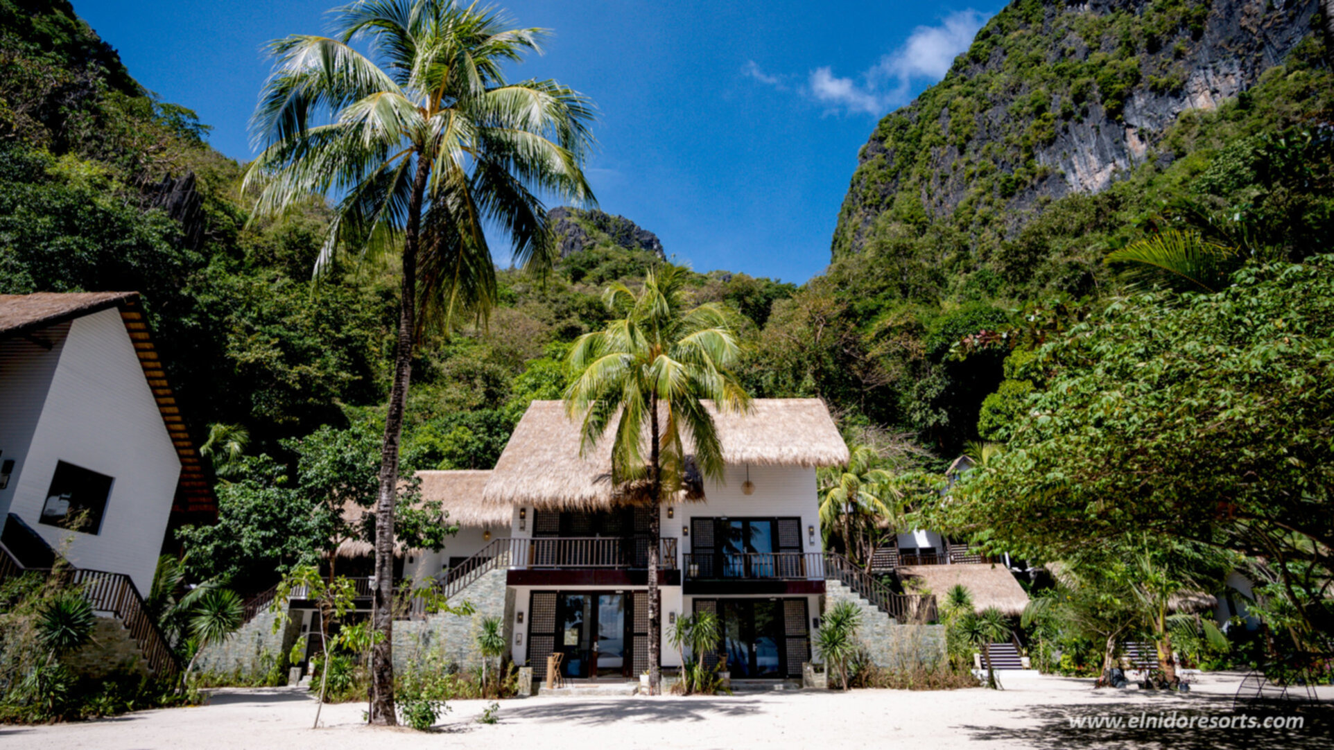 5 Star Exclusive Beachside Cottage on Miniloc Island Resort, El Nido 1004