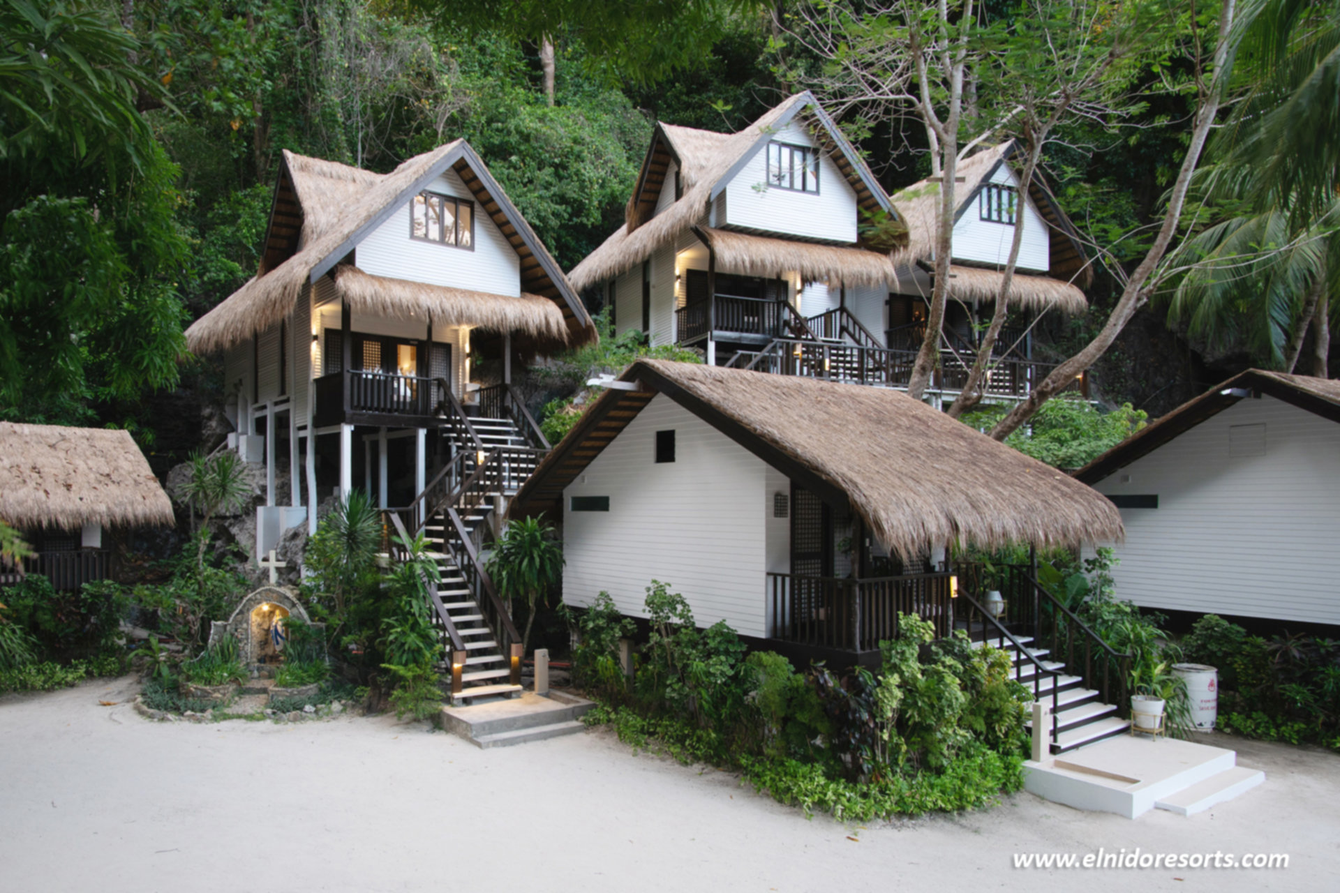 5 Star Exclusive Seaview Cottage on Miniloc Island Resort, El Nido Cottage 1014