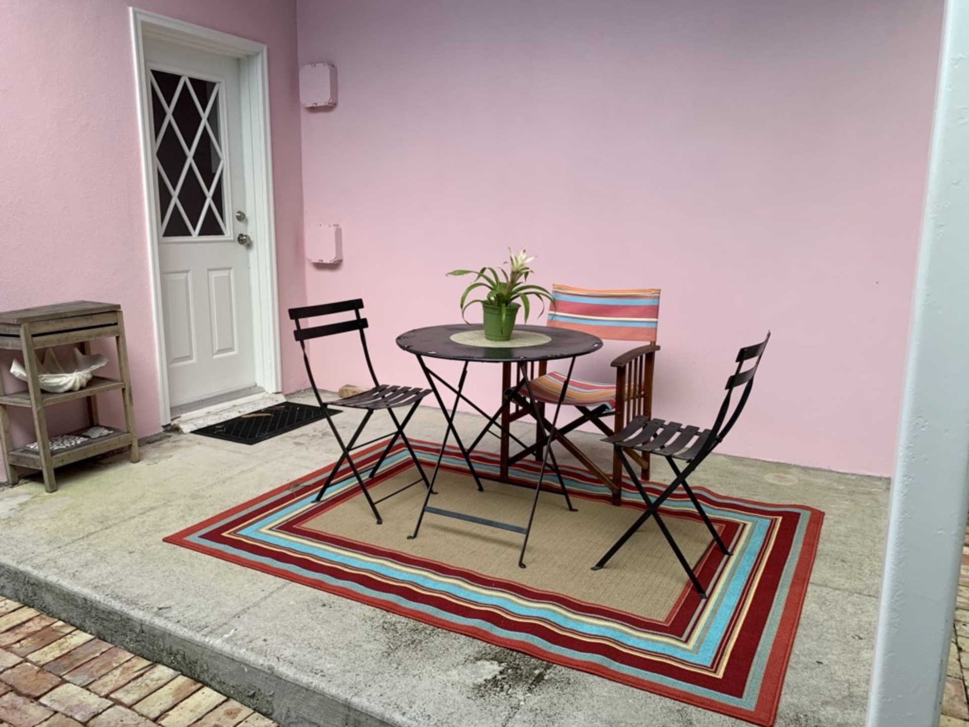 Picture Renting This Beautiful 4 Bedroom Cottage in West Palm Beach, West Palm Beach Cottage 1856