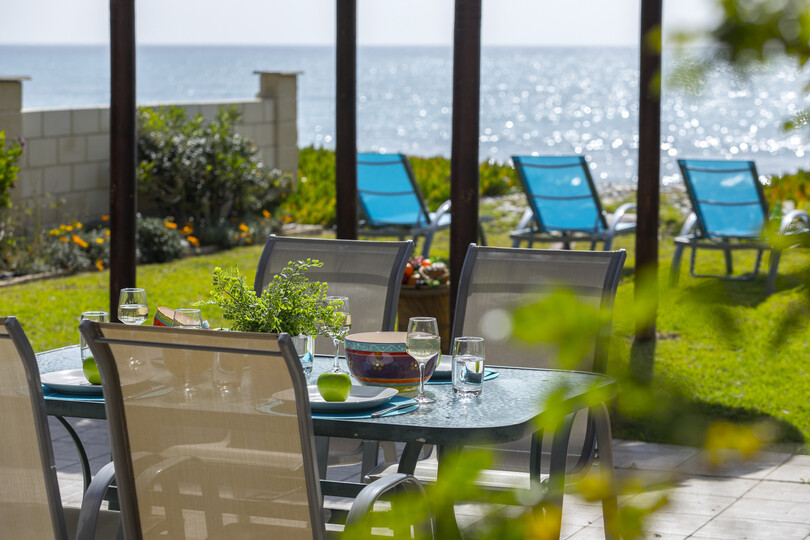 The Ultimate Guide to Renting Your Luxury 3 Bedroom Villa on the Beach, Larnaca Villa 1394