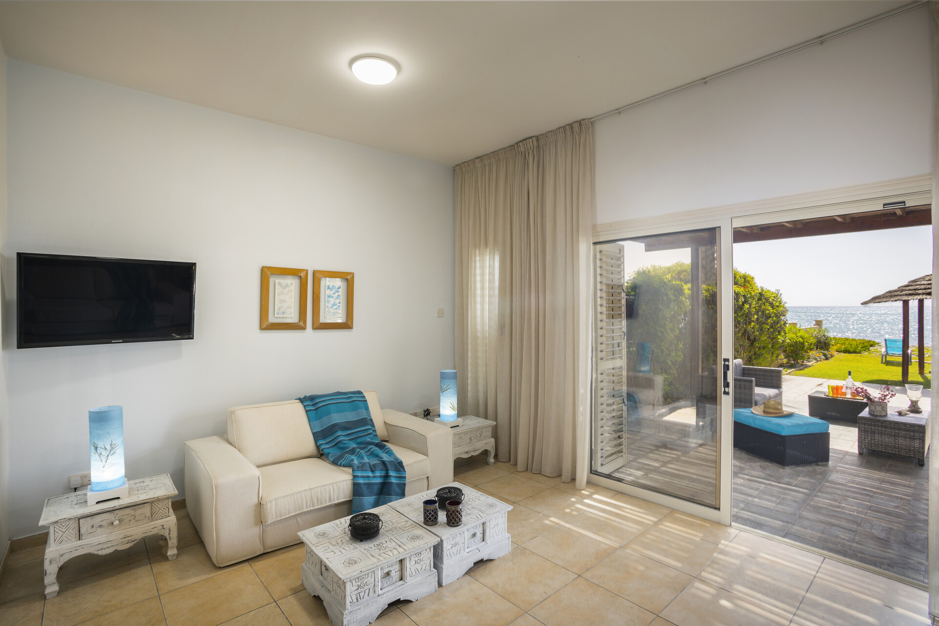 The Ultimate Guide to Renting Your Luxury 3 Bedroom Villa on the Beach, Larnaca Villa 1394