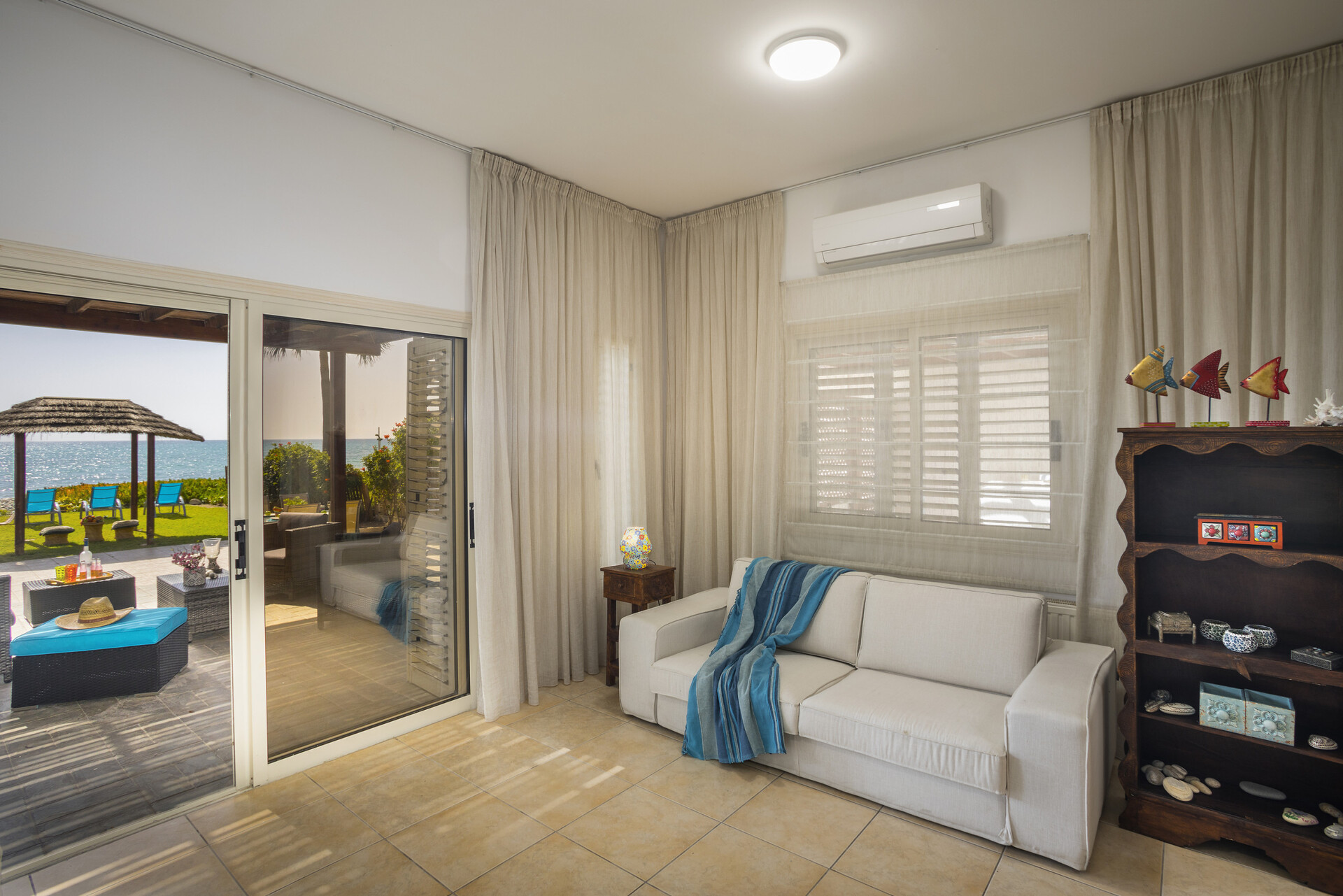 The Ultimate Guide to Renting Your Luxury 3 Bedroom Villa on the Beach, Larnaca Villa 1394