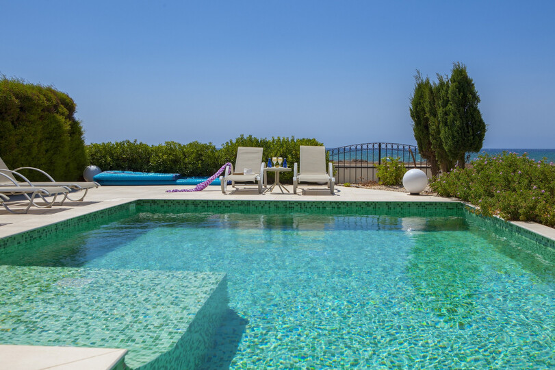 Luxury 3 Bedroom Villa on the Beach, Ayia Napa Villa 1369