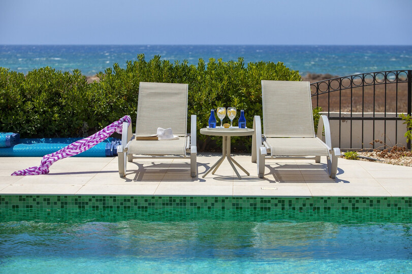 Luxury 3 Bedroom Villa on the Beach, Ayia Napa Villa 1369