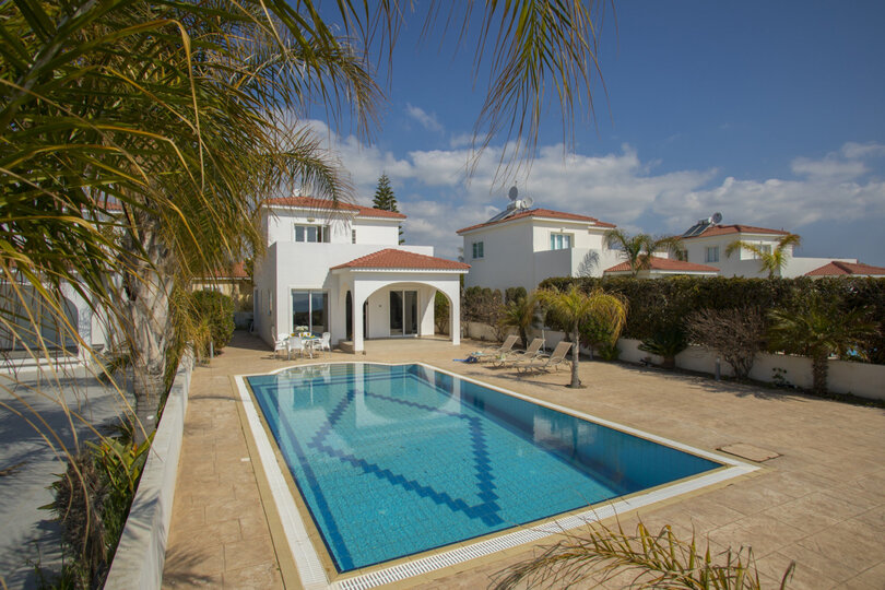 Your Beautiful Holiday Villa minutes from Beautiful beaches, Ayia Napa Villa 1370