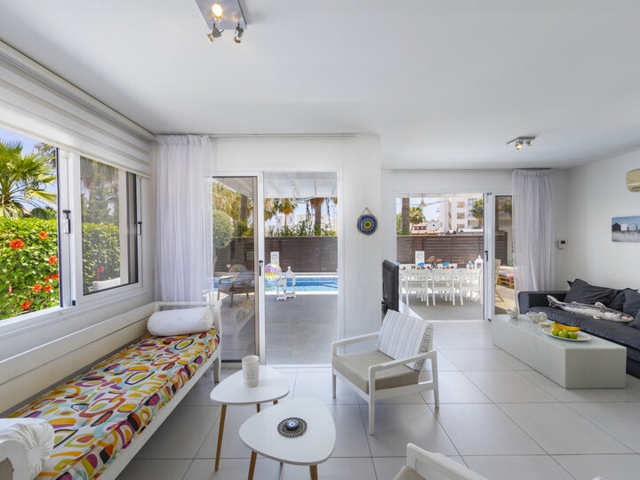 The Ultimate Guide to Renting Your Luxury 3 Bedroom Villa close to the Beach, Protaras Villa 1461