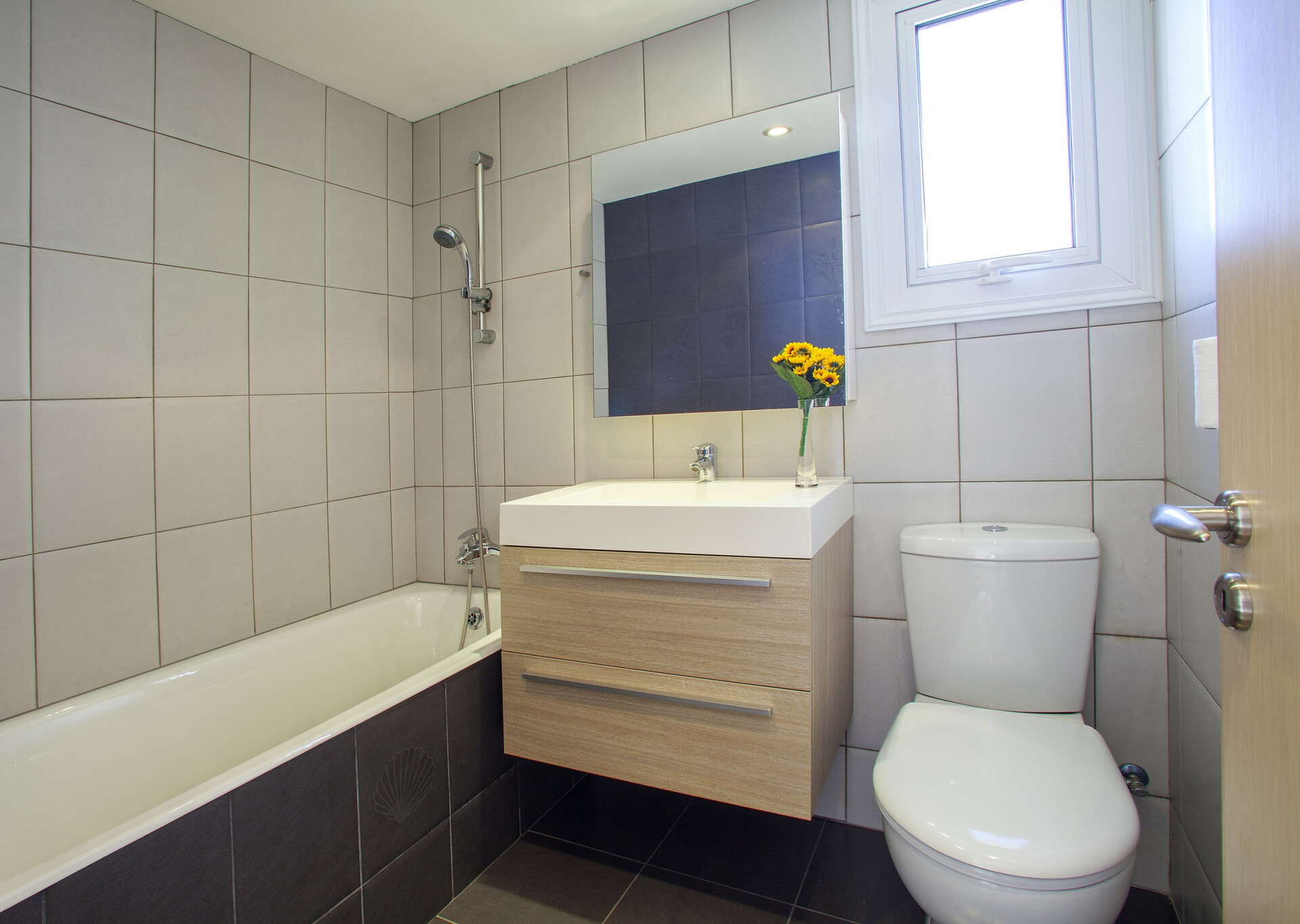 The Ultimate Guide to Renting Your Luxury 3 Bedroom Villa close to the Beach, Protaras Villa 1461