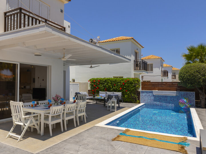 The Ultimate Guide to Renting Your Luxury 3 Bedroom Villa close to the Beach, Protaras Villa 1461