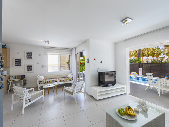 The Ultimate Guide to Renting Your Luxury 3 Bedroom Villa close to the Beach, Protaras Villa 1461