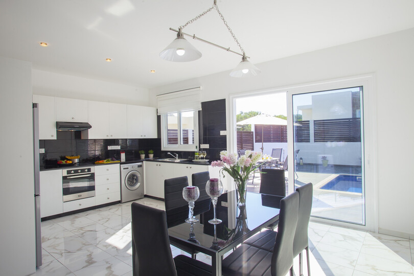 5 Star Villa with Private Pool, Protaras Villa 1482
