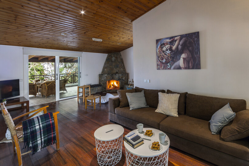 You and Your Family will Love this 5 Star Villa with Forest Views, Limassol Villa 1001, Pano Platres, Cyprus