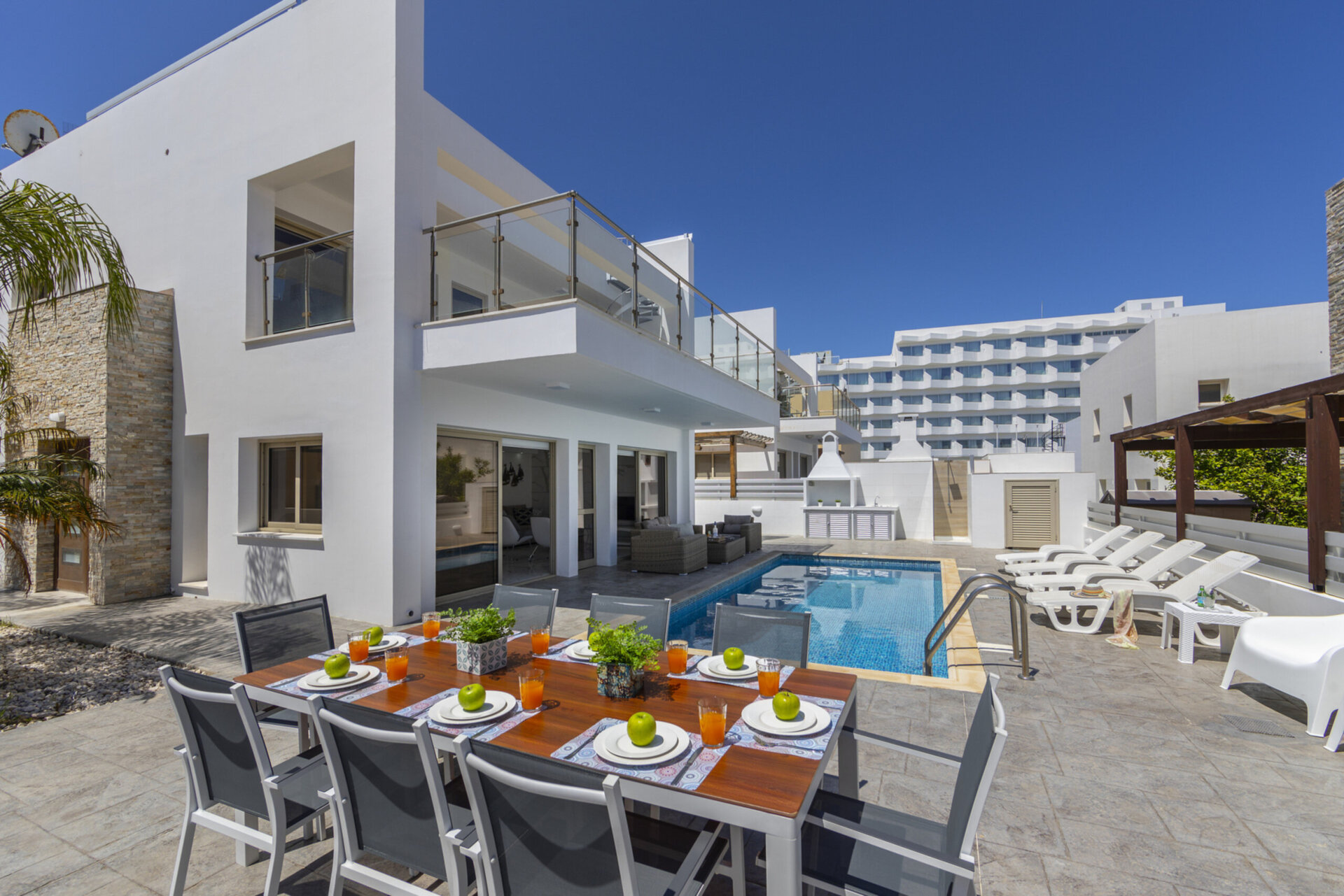 You and Your Family will Love this 5 Star Villa with Private Pool, Protaras Villa 1500