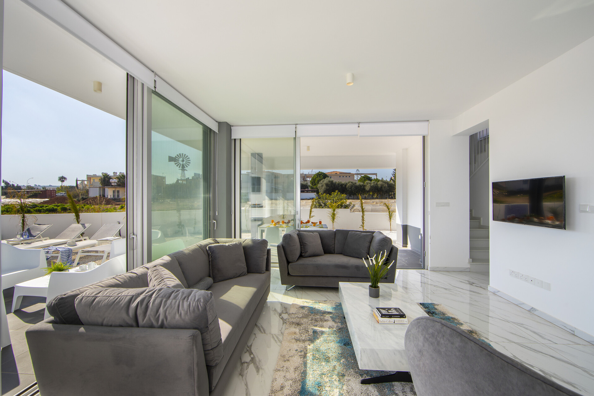 Imagine You and Your Family Renting this Luxury Villa in Protaras, minutes from the Beach, Protaras Villa 1503