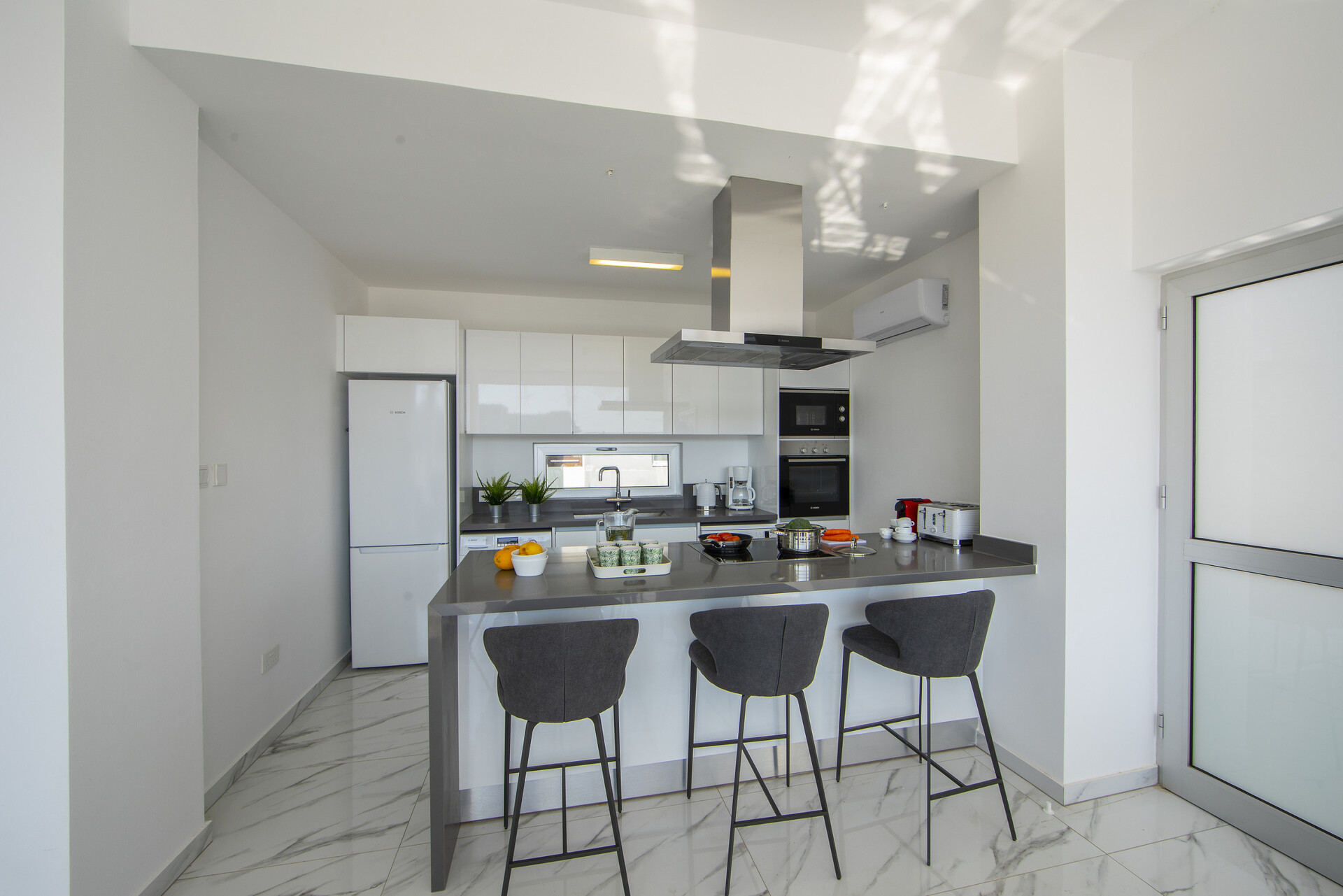 Imagine You and Your Family Renting this Luxury Villa in Protaras, minutes from the Beach, Protaras Villa 1503