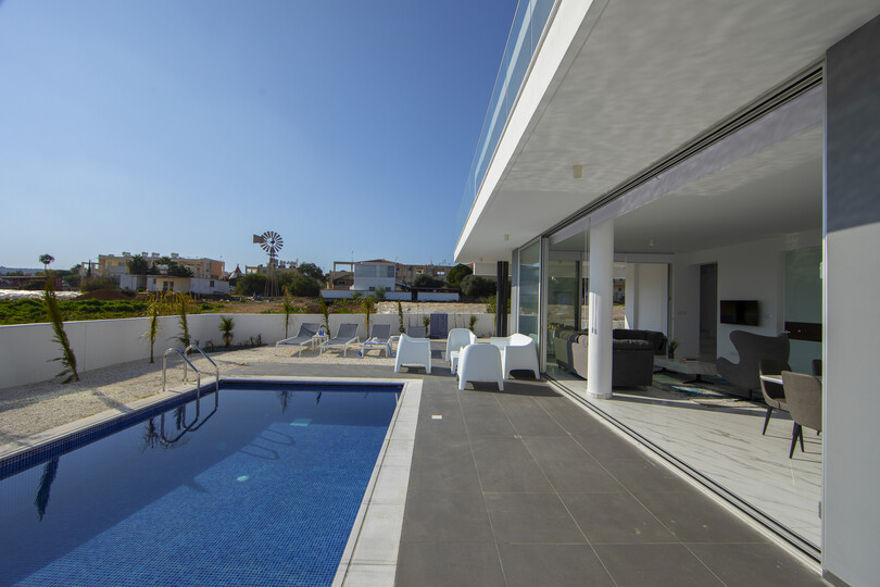 Imagine You and Your Family Renting this Luxury Villa in Protaras, minutes from the Beach, Protaras Villa 1503